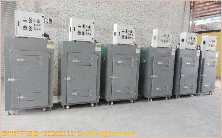 Capacitor oven
